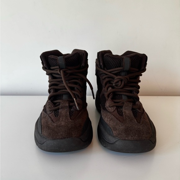 Mens adidas Yeezy Desert Boot in Oil - Picture 1 of 5